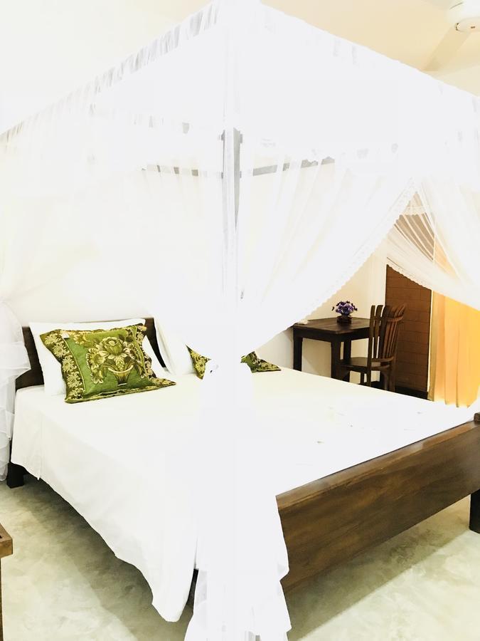 ホテル Sigiriya Rock Hide エクステリア 写真